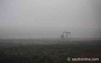 Feds pulled between bailing out oil and gas and moving to cleaner energy