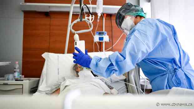 Front-line medical staff deaths grow, highlight virus risks