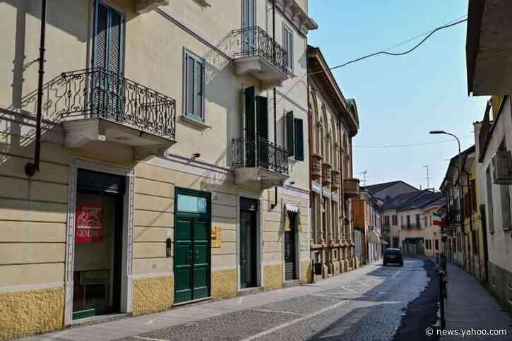 Italy, Spain showing signs of downward coronavirus trends