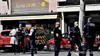 2 dead, 5 wounded in suspected terrorist knife attack in France