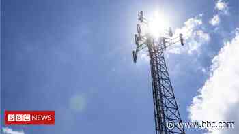 Mast fire probe amid 5G coronavirus claims - BBC News