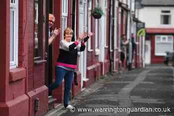 Warrington comes out to clap for key workers - Warrington Guardian