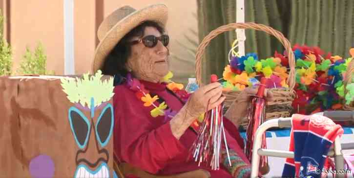 Tucson grandmother celebrates 100th birthday with parade
