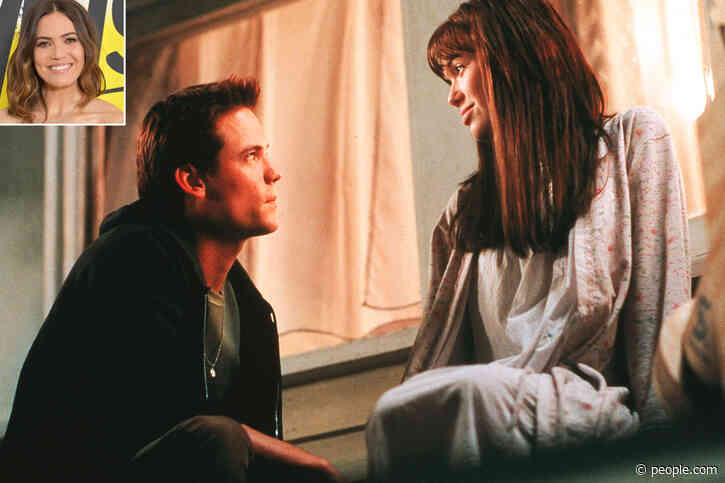 Definitely A Walk to Remember! Mandy Moore Sings 'Only Hope' 18 Years After Movie's Release