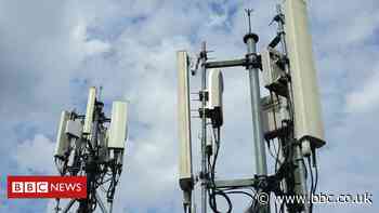 Coronavirus: Tech firms summoned over 'crackpot' 5G conspiracies