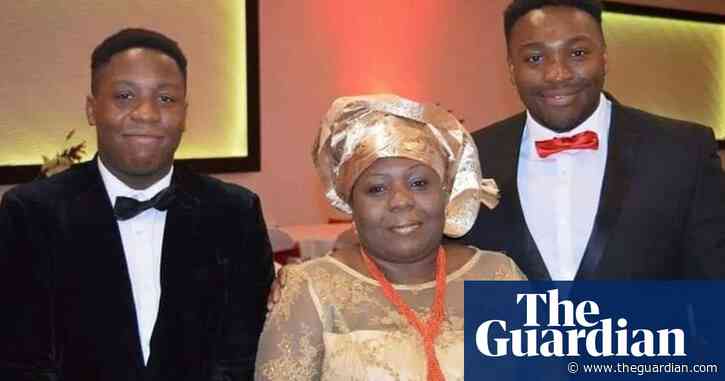 Residential homes 'desperate' for PPE, as two care workers die