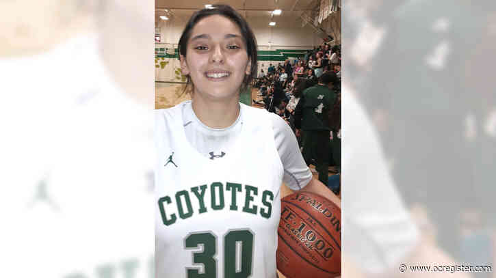 All-County basketball players Isabelle Avalos of Buena Park, Ericka Maggard of Woodbridge commit to colleges
