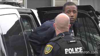 Police capture Houston man accused in deadly shooting at ex's apartment