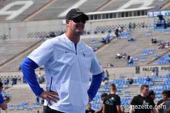 Air Force assistant Alex Means comes full circle in program, coaching the spot he once played - Colorado Springs Gazette