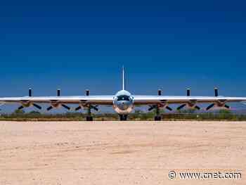 Six turning, four burning: a closer look at the enormous 10-engine B-36     - CNET