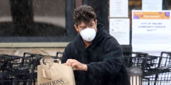 Robin Thicke Stays Safe for a Shopping Trip in the Rain Amid Quarantine in Malibu