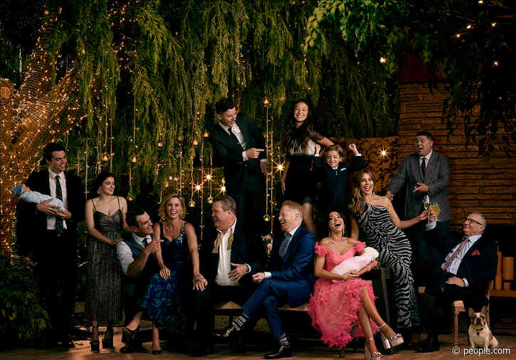 Modern Family's Ariel Winter, Sarah Hyland and Cast Say Goodbye to Series in Emotional Tributes