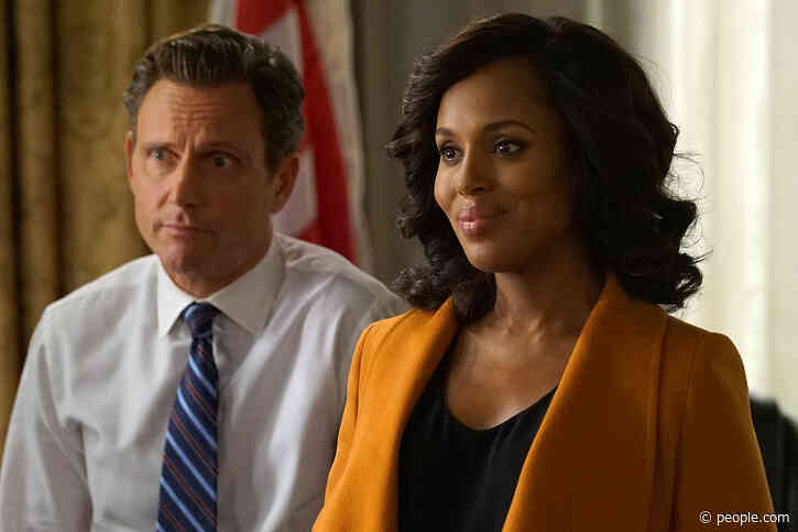 Scandal Reunion! Tony Goldwyn Tells Kerry Washington the #Olitz Theme Song Still 'Makes Me Cry'