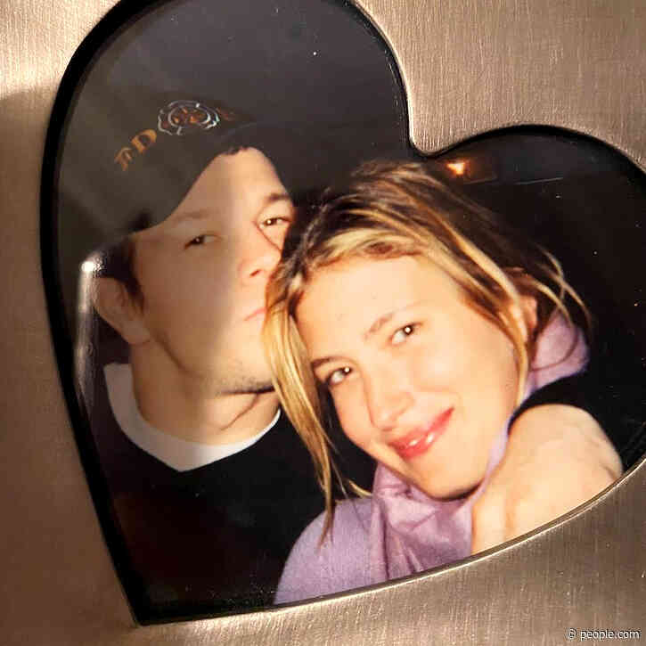 Mark Wahlberg Shares Adorable First 'Couples Picture' with Wife Rhea Durham on Instagram