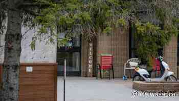 8 COVID-19 deaths at Almonte long-term care home