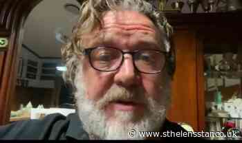 Johnny Vegas gets St Helens to send 'honorary Woolyback' Russell Crowe birthday wishes - St Helens Star