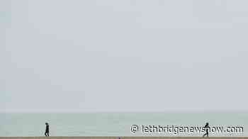 'Dynamic' physical distancing could help balance COVID-19 fight, economy: study - Lethbridge News Now