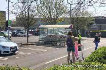Supermarkets packed as we head into scorching Easter bank holiday