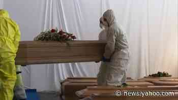 Italian cemeteries can't keep up with deaths from pandemic