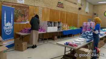 Islamic Relief Canada making hygiene kits for vulnerable and homeless people