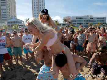 Experts warn that there is no proof the coronavirus will stop spreading in warmer weather