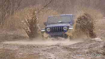 2020 Jeep Wrangler EcoDiesel: Too much torque? video     - Roadshow