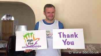 Bolton press officer runs marathon in living room - BBC Sport