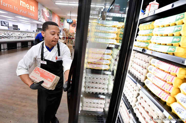 Coronavirus workers: Stater Bros. extends $2 hourly raises through May 3