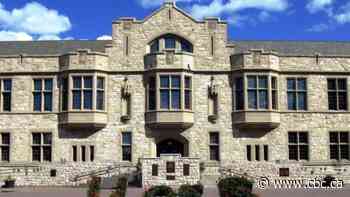 Surprise fee creates uproar with nursing students at the University of Saskatchewan