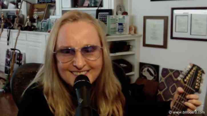 Melissa Etheridge Shouts Out ‘Come to My Window’ Stay-at-Home Memes on Billboard Live At-Home Concert