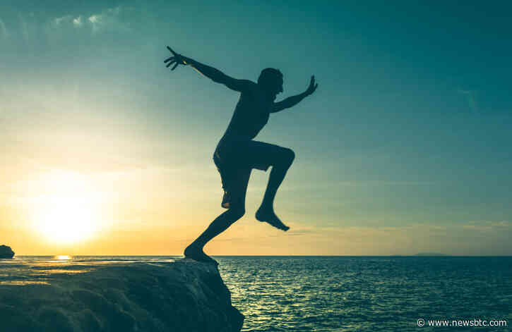 Next Major Bitcoin Drop Could Fall to as Low as $1,800: Analyst