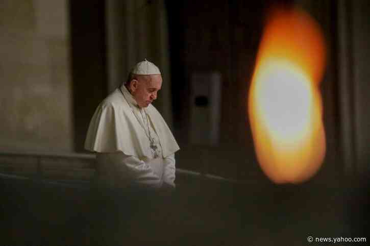 Pope presides over haunting Good Friday procession under lockdown