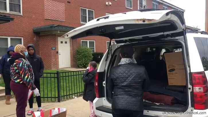 ‘We Want To Turn Our Tragedy Into Triumph’: Group Of Local Moms Who Lost Children To Violence Hand Out 100 Lunches To Those In Need