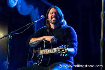 Dave Grohl Picks Patsy Cline, Smashing Pumpkins for Pandemic Playlist