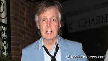 McCartney’s ‘Hey Jude’ lyrics sell for $910G in online auction: reports