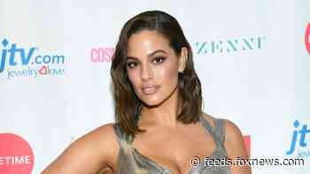Ashley Graham recalls one model saying she was too 'large' for Sports Illustrated Swim cover