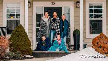 Photographers stop Front Steps Project after national body requests, complaints