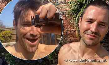 Mark Wright SHAVES his head while in lockdown at home