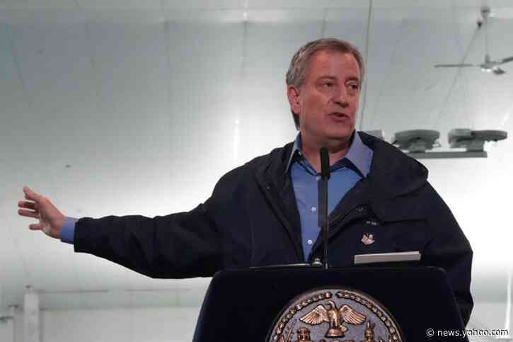 New York City to keep schools closed but decision sets mayor against governor