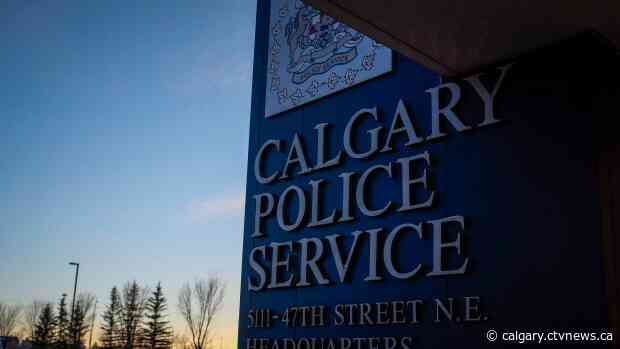 Calgary police officer diagnosed with COVID-19