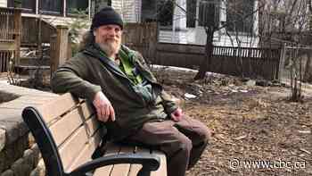 Cree-speaking raven puppet gives COVID-19 health information