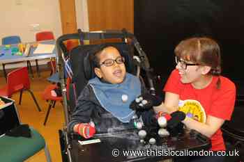 Noah's Ark Children's Hospice receives £1,000 from Barratt Homes