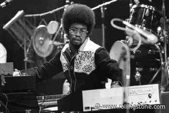 Flashback: Herbie Hancock Scores a Jazz-Funk Smash With ‘Head Hunters’
