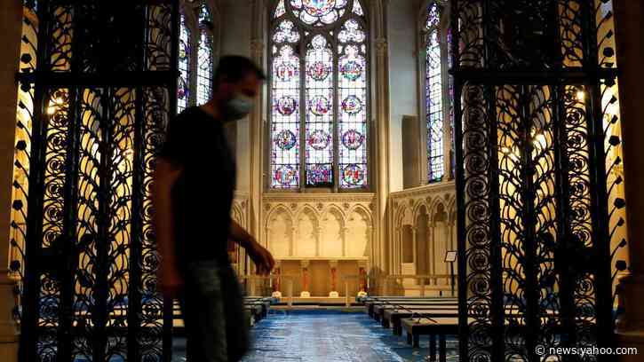 As Pastors Make Unusual Easter Plans, One Vows ‘Satan and Virus’ Won’t Stop 2000-Person Service