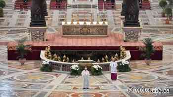 Pope holds solitary Easter Mass, calls COVID-19 pandemic an 'epochal challenge'