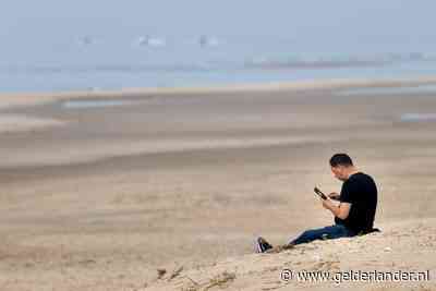 Meeste mensen houden zich aan de regels, samenscholende jongeren ‘punt van zorg’