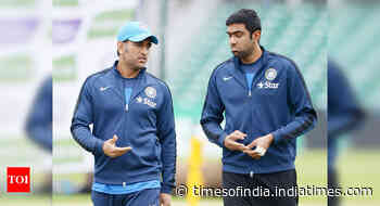 Lockdown: MS Dhoni, R Ashwin facilitate online cricket coaching - Times of India