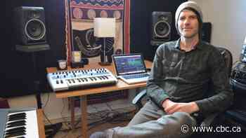 Edmonton musician riffs on Justin Trudeau's cringe-worthy 'speaking moistly' gaffe - CBC.ca