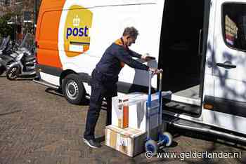 Pakketbezorgers slepen PostNL voor de rechter om coronadrukte