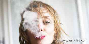 In quarantena stiamo fumando tantissima erba legale - Esquire Italia